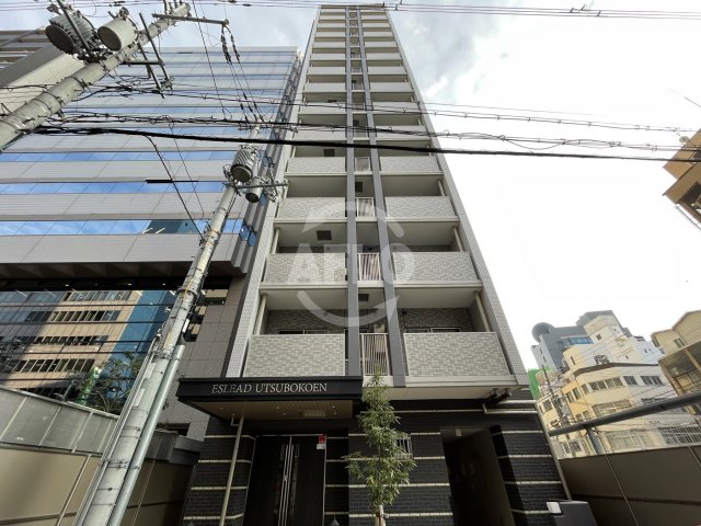 建物外観　エスリード靭公園　分譲らしい高級感ある外観