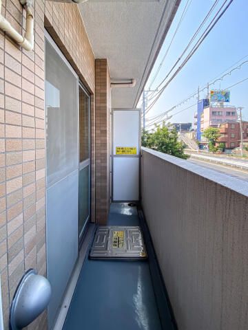東急池上線 雪が谷大塚駅 徒歩8分 6階建 築24年の内装写真