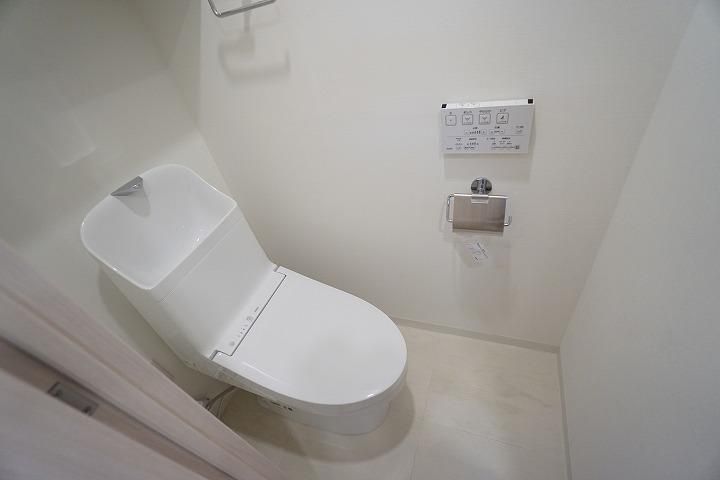 トイレ　清潔感のあるトイレです