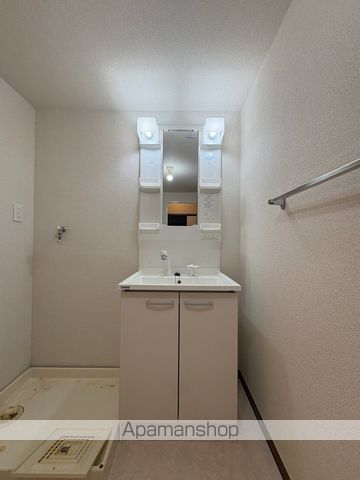 ＪＲ東海道本線 浜松駅 バス乗車時間：40分 最寄りバス停で下車 徒歩5分 3階建 築31年の内装写真