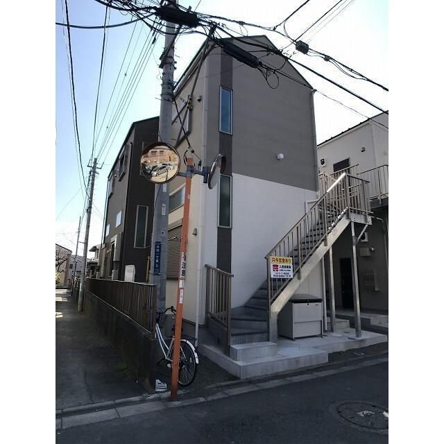 小田急江ノ島線 鶴間駅 徒歩2分 築9年