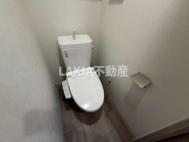 プレサンス京橋GREEN YARDアルミラのトイレ写真
