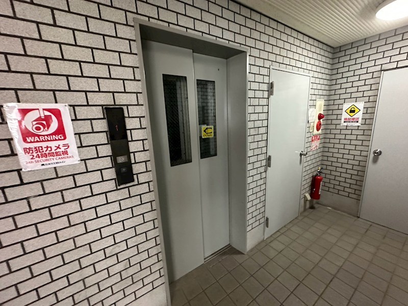 シングルマンション二見の外観写真