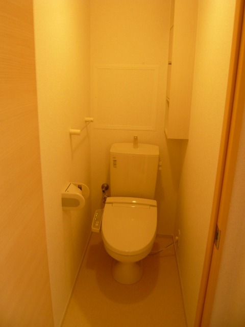 リヴェールIのトイレ写真