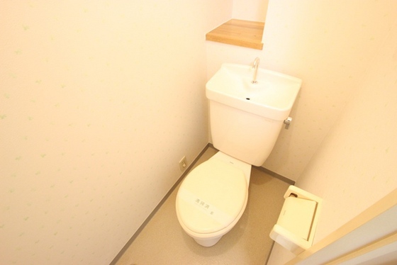 リヴェール西旭のトイレ写真