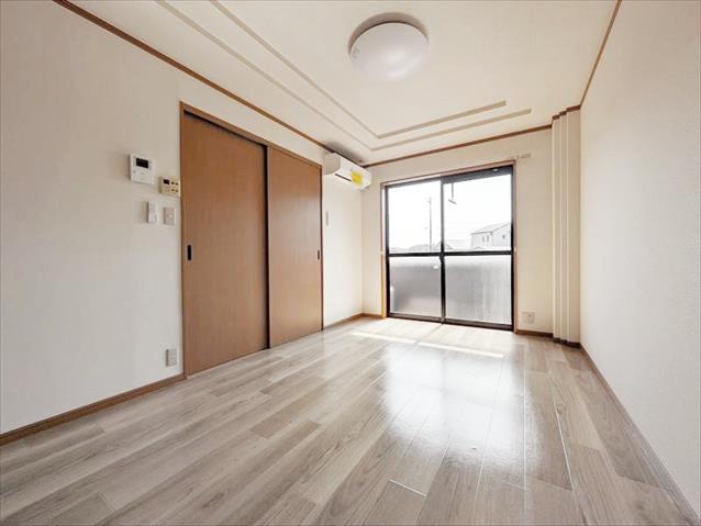メゾン白羊館の居間写真