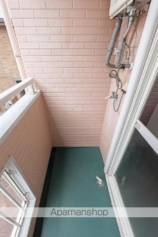 地下鉄空港線 福岡空港駅 徒歩8分 2階建 築35年の内装写真