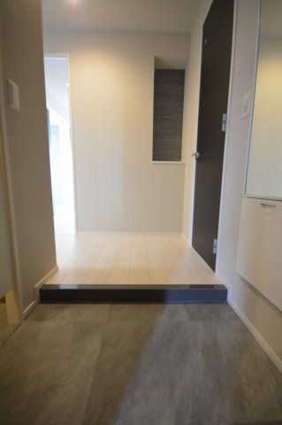 玄関　別部屋参考写真