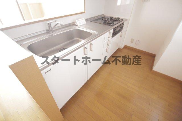ＪＲ高徳線 吉成駅 徒歩29分 3階建 築22年のキッチン写真