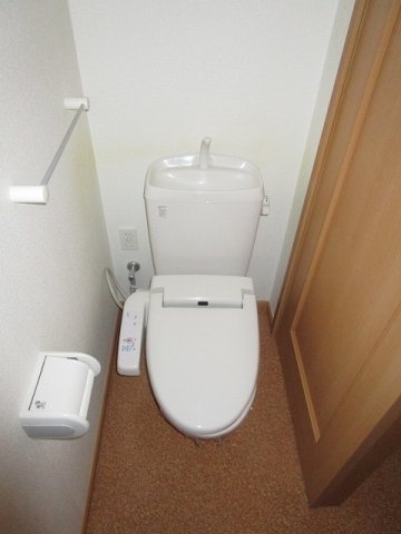 トイレ　シンプルで使いやすいトイレです