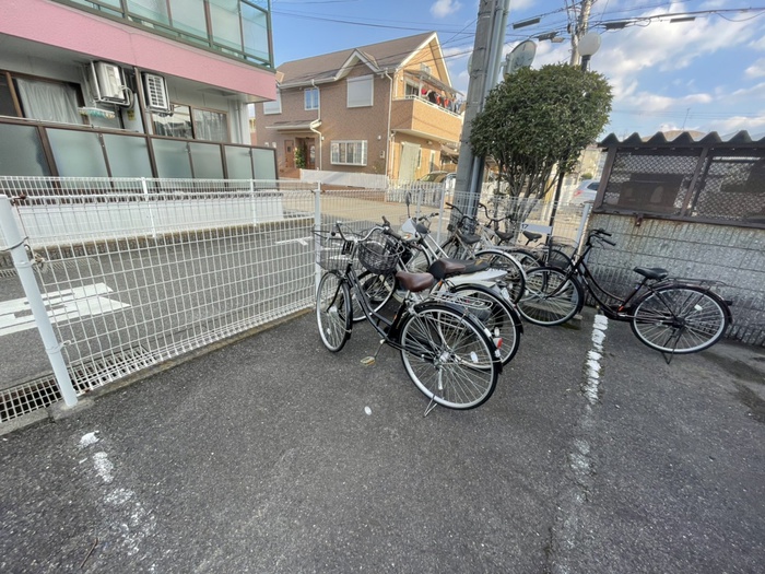 カレッジハウス奥井の外観写真