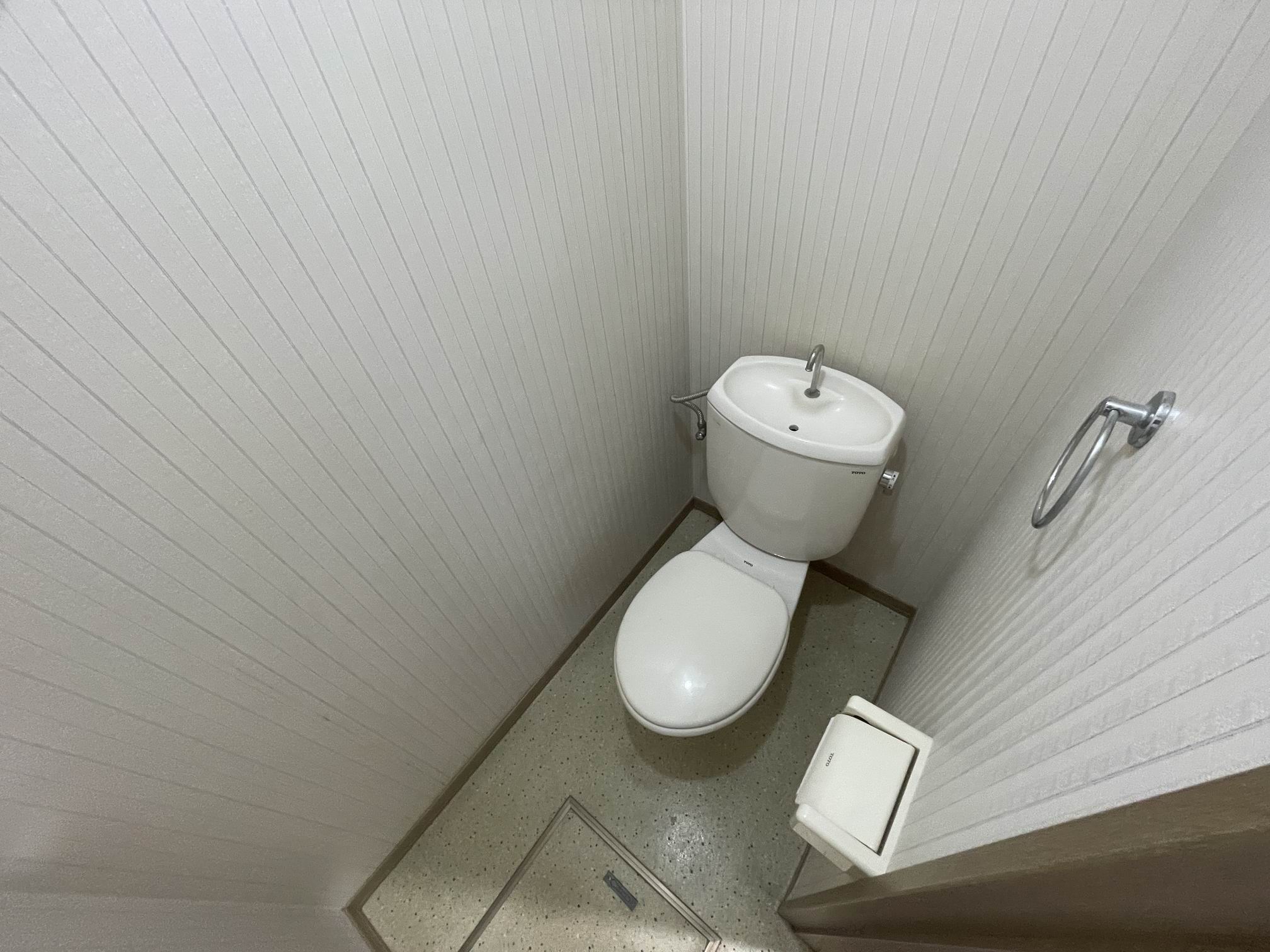 ホワイトスウィングのトイレ写真