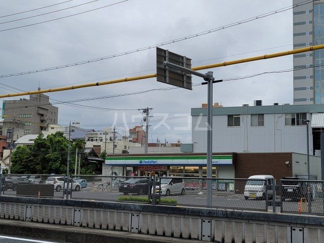 コンビニ　ファミリーマート 岡崎康生通南店（コンビニ）まで1031m
