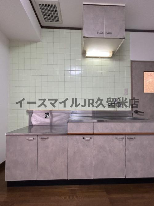 西鉄天神大牟田線 花畑駅 徒歩10分 7階建 築35年のキッチン写真