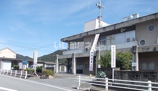 役所　備前市吉永総合支所（役所）まで865m
