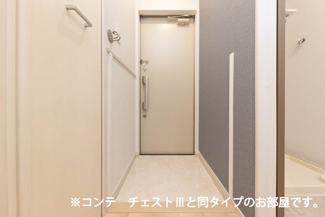 パインズ グレイス-Vの玄関写真