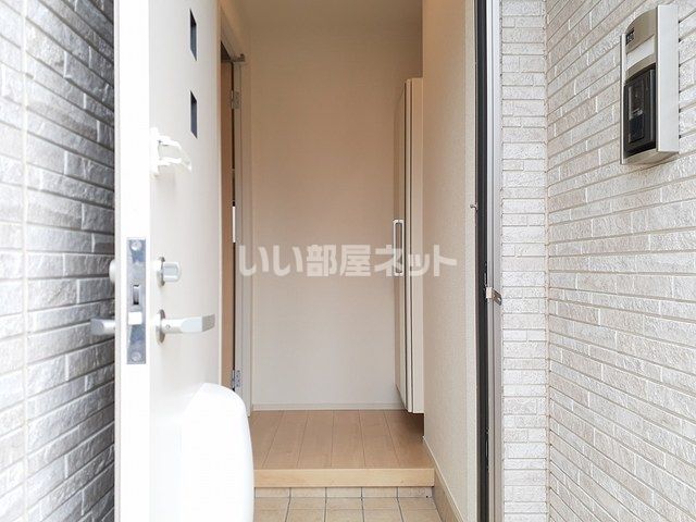 関東鉄道竜ヶ崎線 竜ケ崎駅 徒歩53分 2階建 築9年の玄関写真
