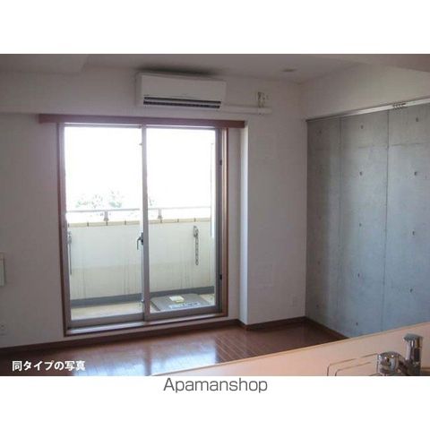 コンフォリア下北沢の内装写真