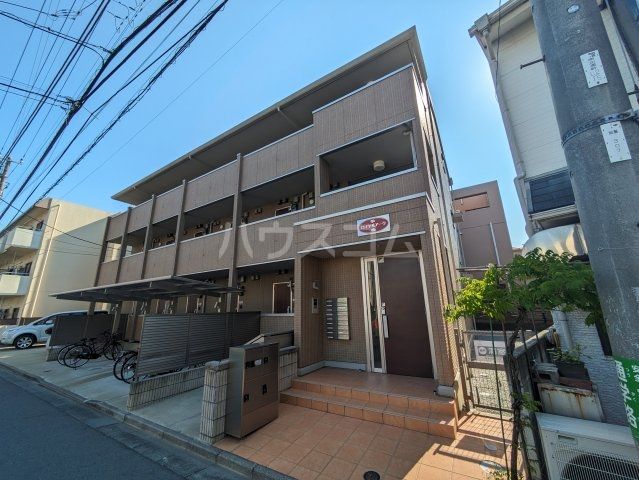 ロイヤルアークの外観写真