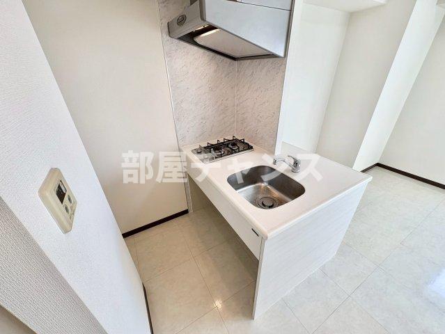 地下鉄鶴舞線 上前津駅 徒歩4分 12階建 築18年のキッチン写真