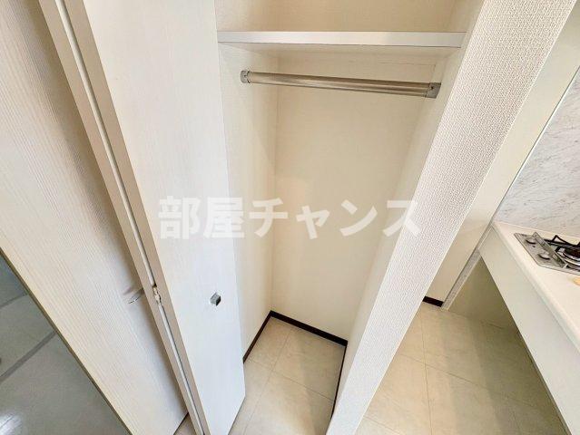 地下鉄鶴舞線 上前津駅 徒歩4分 12階建 築18年の内装写真