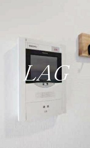 セキュリティ　モニターつきインターホンです。