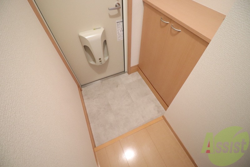 玄関　すっきりとした印象の玄関スペース