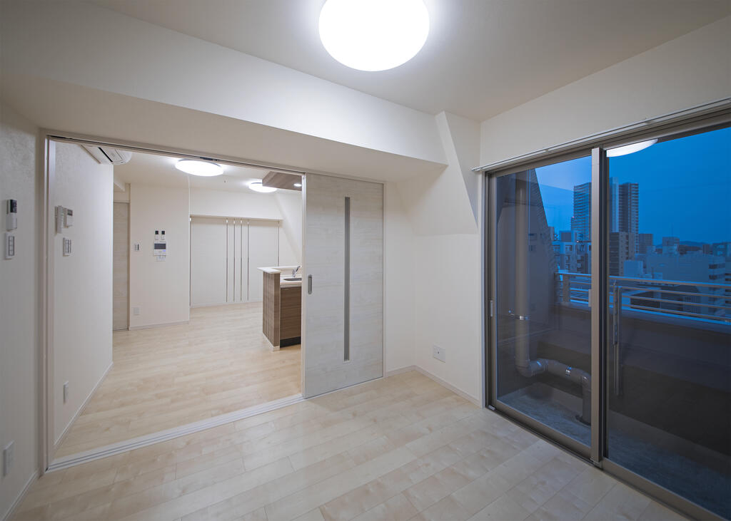 BAUHAUS国泰寺 No.25の居間写真