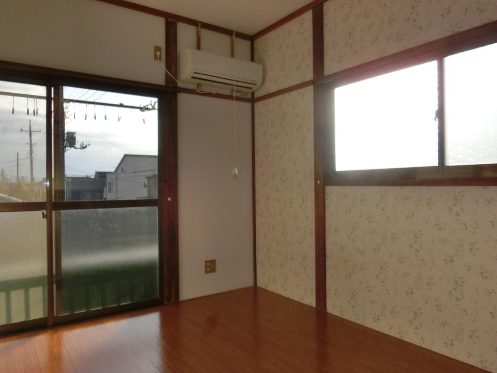 づしょうハイツの居間写真