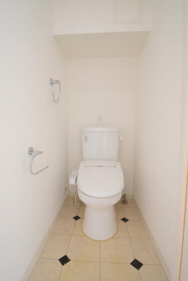 アーバンベースのトイレ写真
