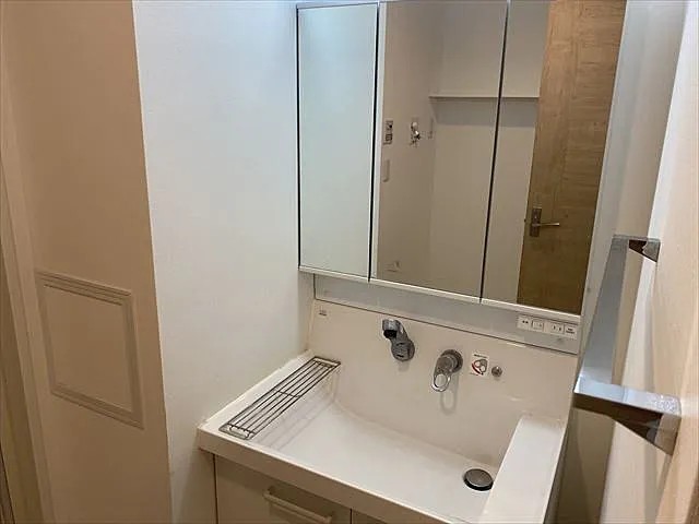 アイビスの内装写真