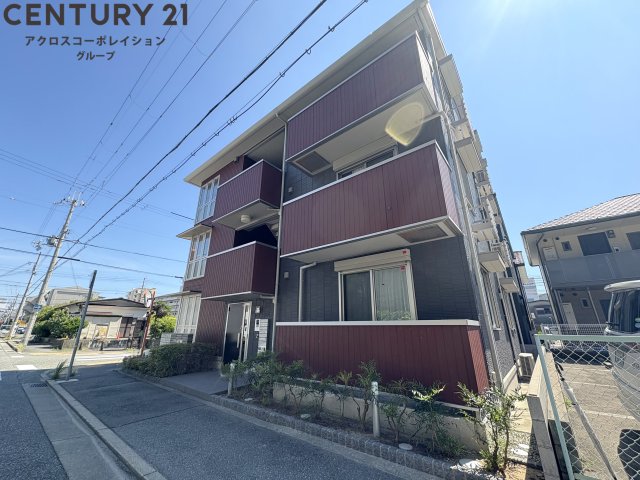 建物外観　オートロックで外部の人間が簡単に出入り出来ないため安心！