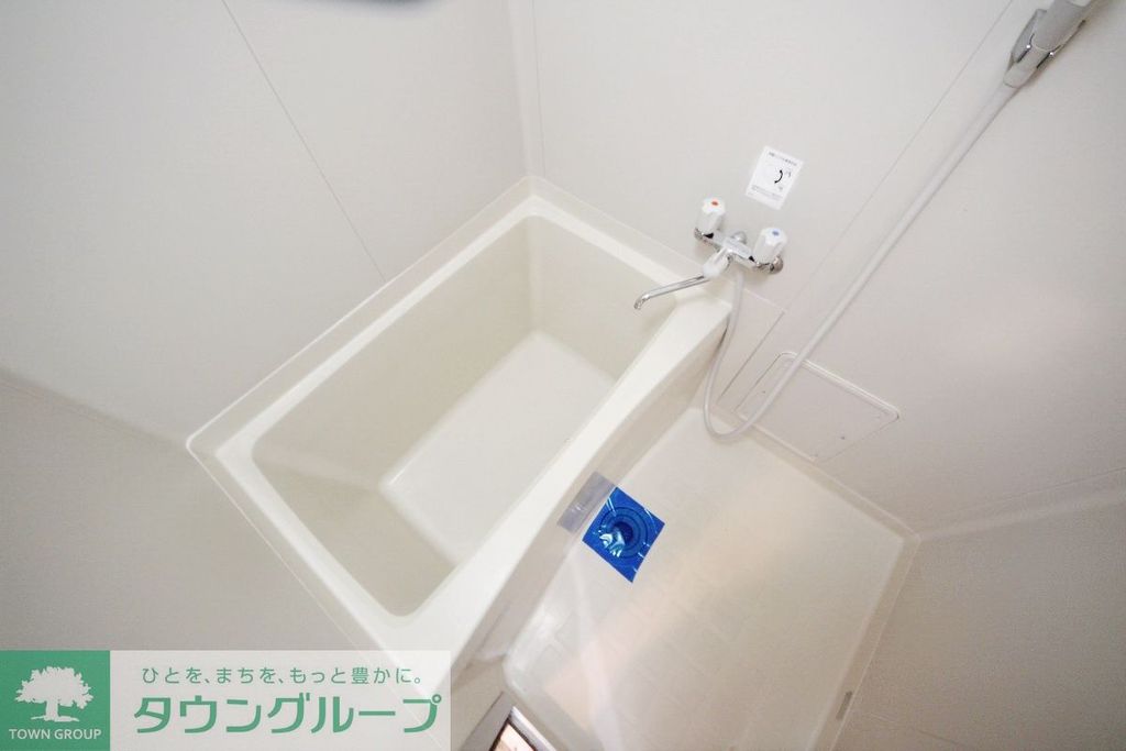 バス・シャワールーム　同物件別部屋写真