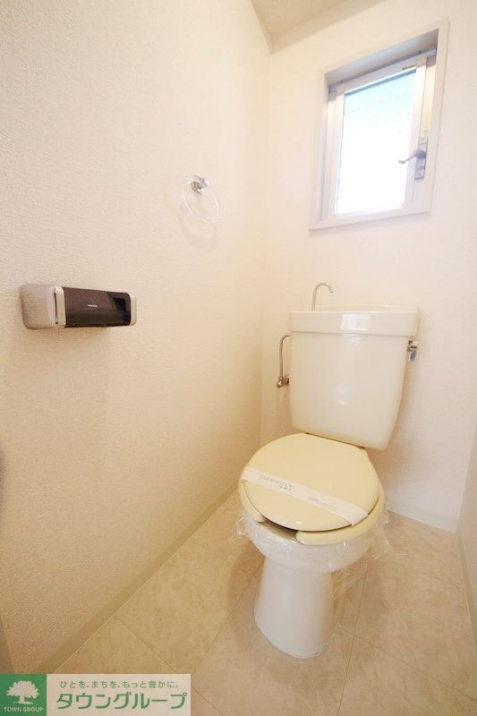 トイレ　同物件別部屋写真