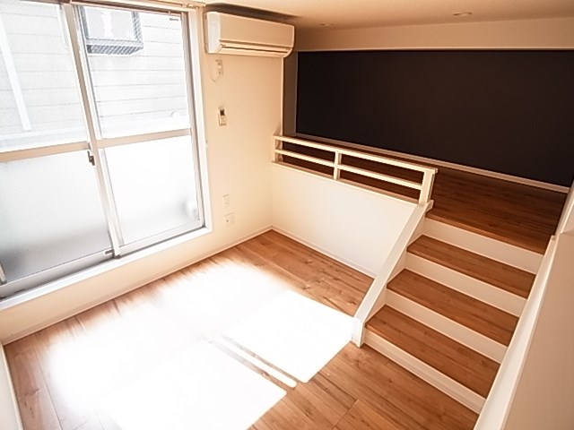 io ~イオ~の居間写真