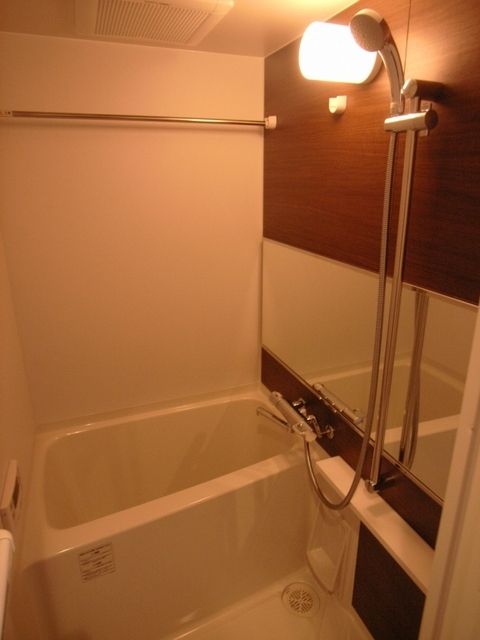 バス・シャワールーム　別部屋参考写真