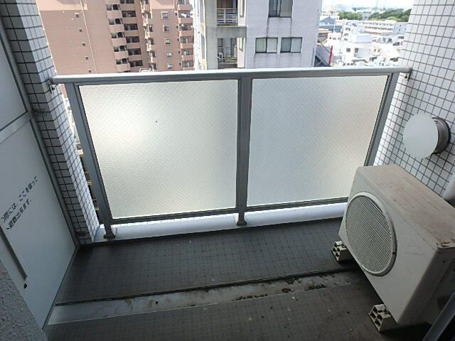 京王線 千歳烏山駅 徒歩4分 13階建 築19年の内装写真