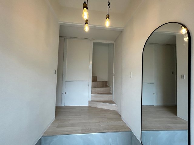 Renovate佐野の玄関写真