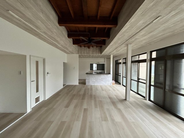 Renovate佐野の居間写真