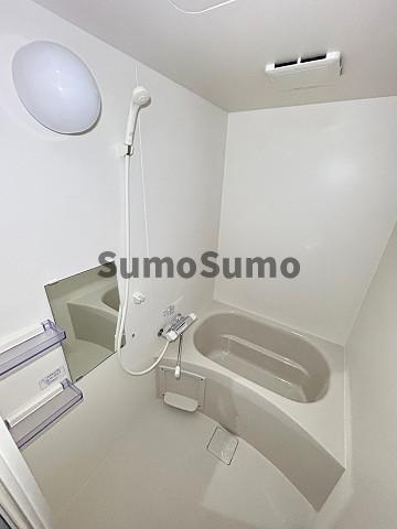 バス・シャワールーム　日々の疲れを癒すお風呂付です