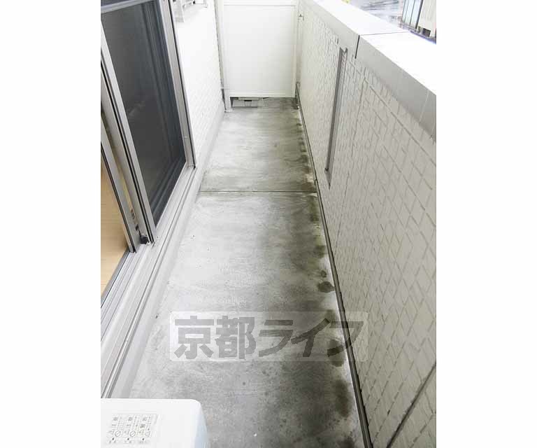 バルコニー　広めのバルコニーです