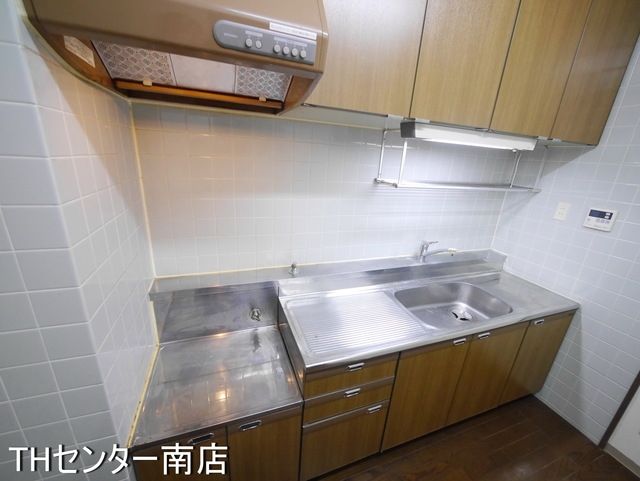 キッチン　同物件別部屋写真