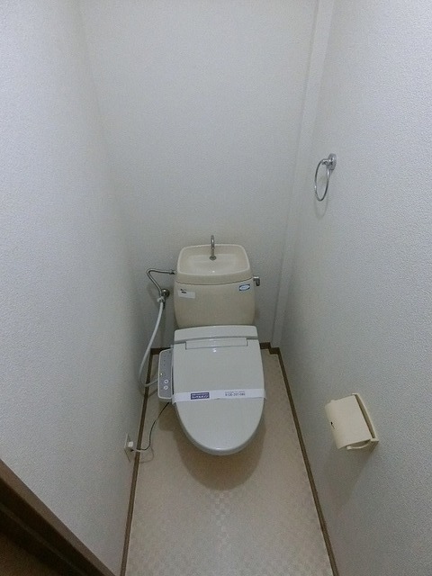 トイレ　★温水洗浄便座★