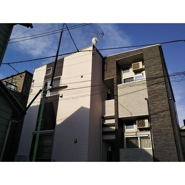 東京メトロ千代田線 町屋駅 徒歩9分 築11年