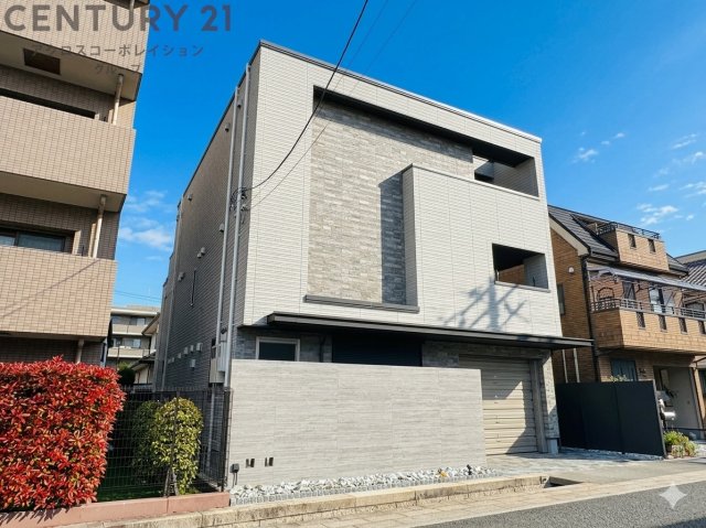 建物外観　モニター付きインターホンで安心です♪