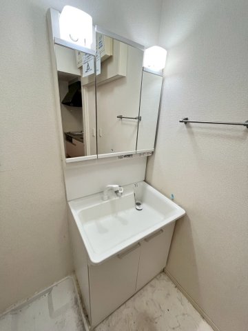 洗面設備　同物件、類似間取りのイメージ写真です