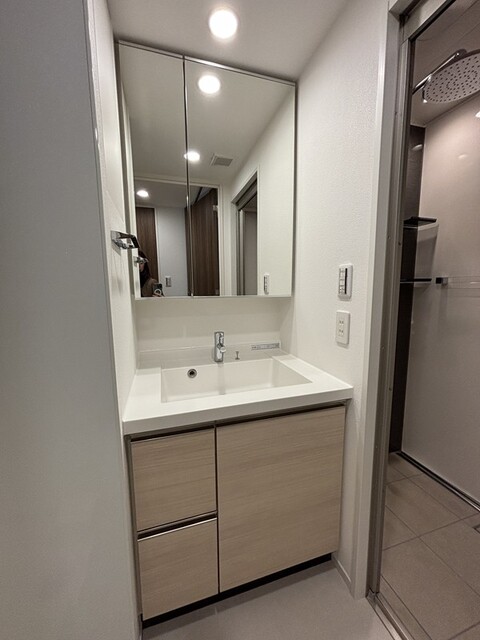洗面設備　※写真は同タイプ住戸です。