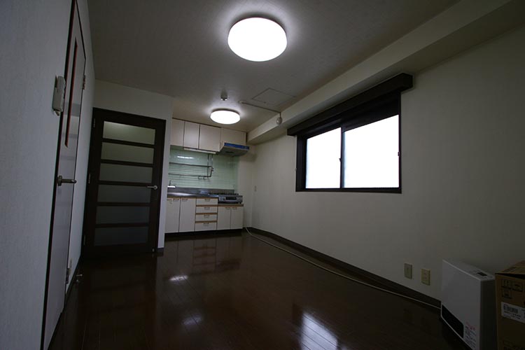 キッチン　同タイプ別室撮影