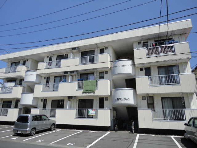 京屋マンションの建物外観