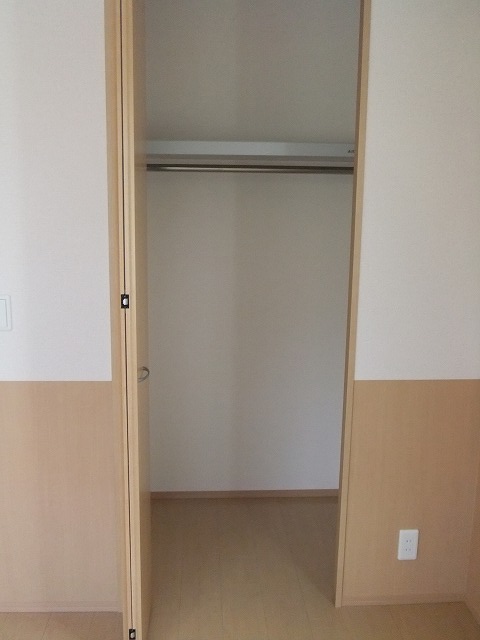 収納　洋室のクローゼット